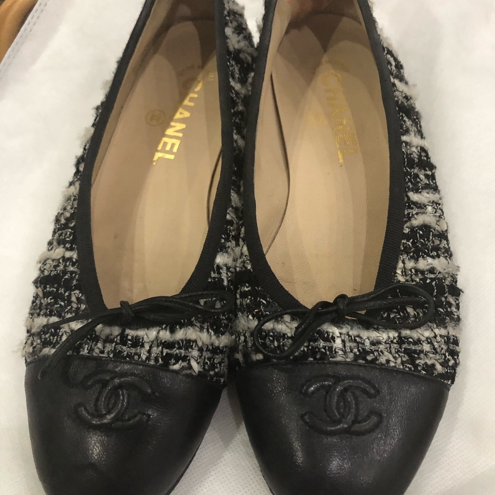 Chanel CC ballet flats 38.5